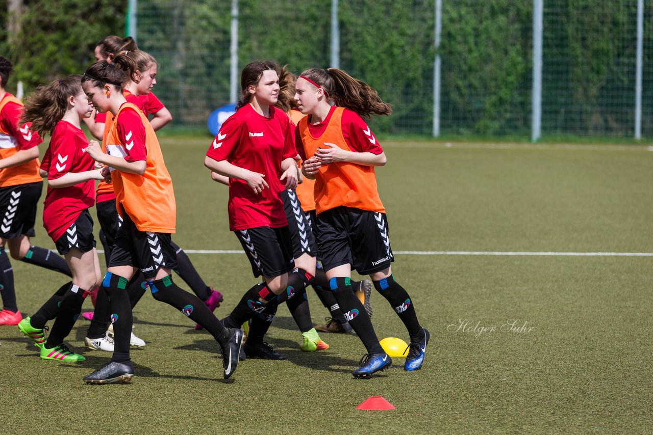 Bild 68 - B-Juniorinnen Pokalfinale SV Henstedt Ulzburg - SG Holstein Sued : 2:0